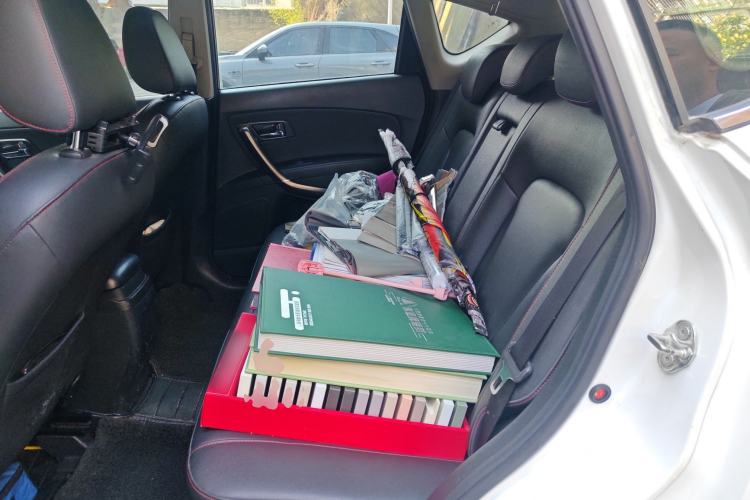 Used Bestune X80 2013 2.0L automatic luxury version