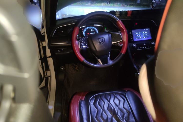 Used Honda Civic 2021 HATCHBACK 220TURBO CVT New Trendsetter
