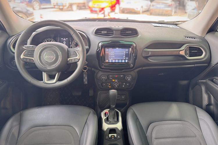 Used Jeep Renegade 2019 220T Automatic Leading Edition