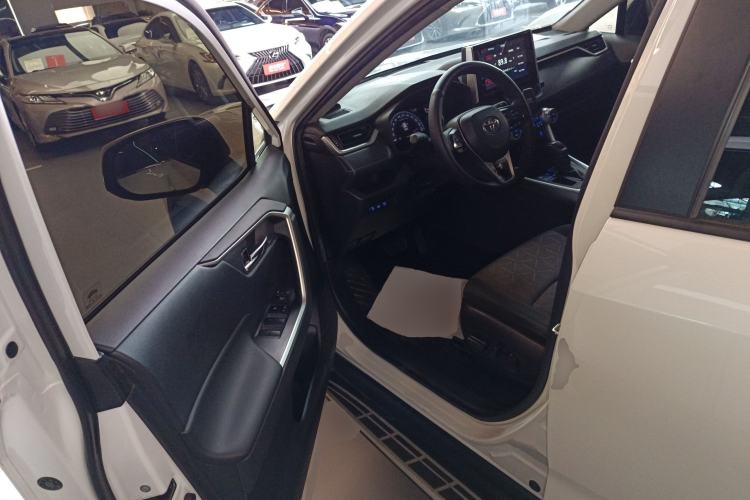 Used Toyota RAV4 2020 2.0L CVT Two-Wheel Drive Fashion Edition