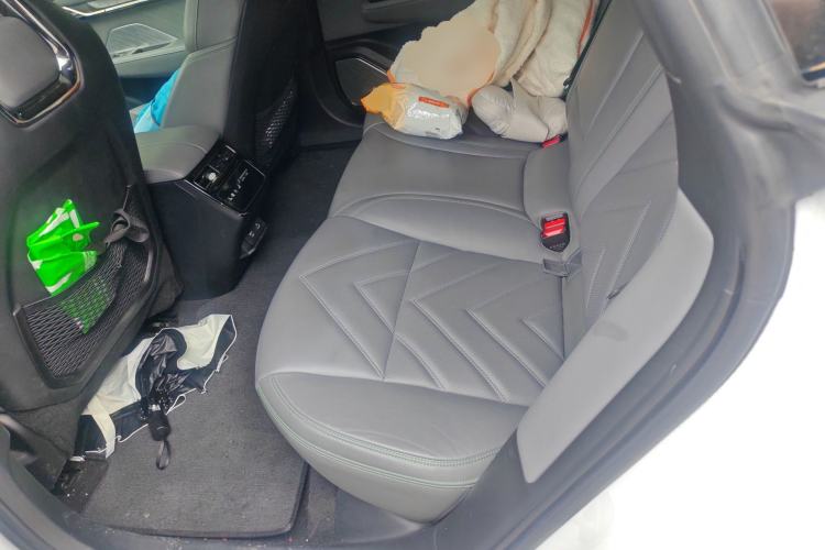 Used Zeekr 001 2021 Ultra-Long Range Dual-Motor YOU Version Left Rear Seat