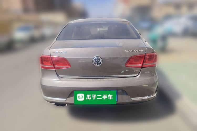 Used Volkswagen Magotan 2012 Revised 1.8TSI Luxury Version Rear