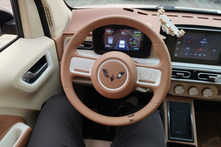 Used Wuling Hongguang MINIEV 2024 3rd Generation 215km Advanced Version Steering Wheel