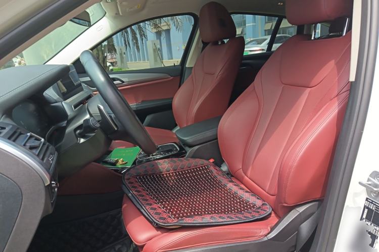 Used BMW X4 2022 xDrive 25i M Sport Package Left Front Seat