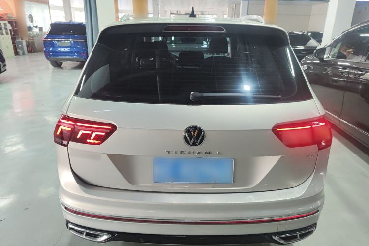 Used Volkswagen Tiguan L 2023 330TSI Automatic Two-Wheel Drive R-Line Enjoyment Edition
