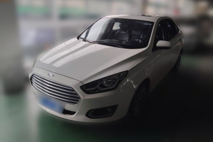 Used Ford Escort 2015 1.5L Automatic Fashion Model