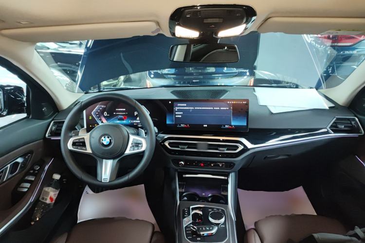 Used BMW 3 Series 2023 325Li M Sport Night Edition Package Center Console