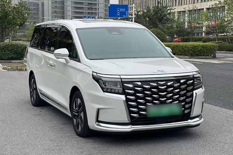Used JAC Refine RF8 PHEV 2024 Hongmeng Edition 1.5T 150KM Flagship Model – Lithium Iron Phosphate
