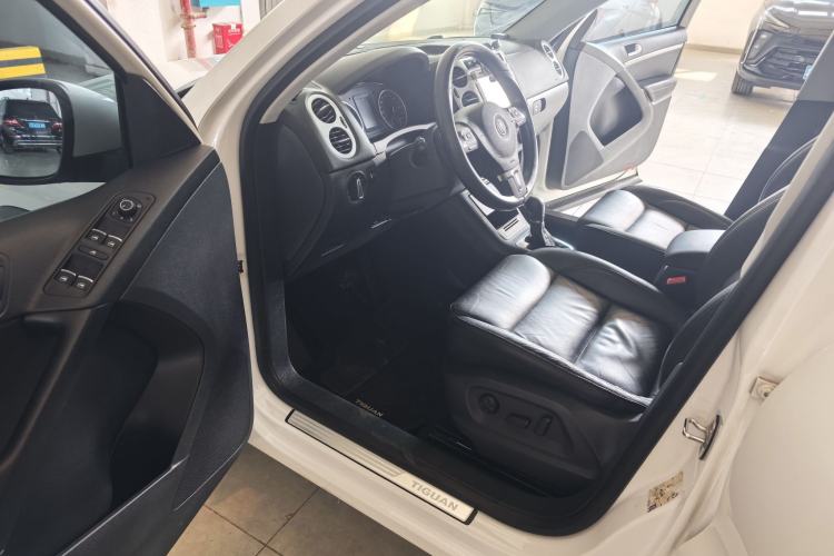 Used Volkswagen Tiguan 2015 1.8TSI Automatic Two-Wheel Drive Comfort Edition Driver Seat