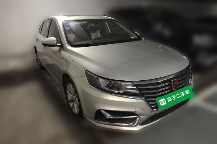 Used Roewe i6 New Energy 2017 45T Hybrid Connect & Smart Enjoyment Edition Front Right 45 Deg