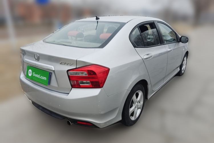 Used Honda City Classic 2012 1.5L manual Comfort version