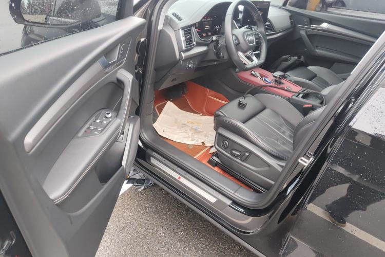 Used Audi Q5L 2022 40T Luxury Dynamic Model