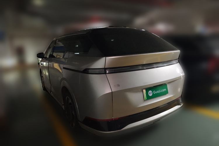 Used XPeng X9 2024 702 Ultra-Long Range Max