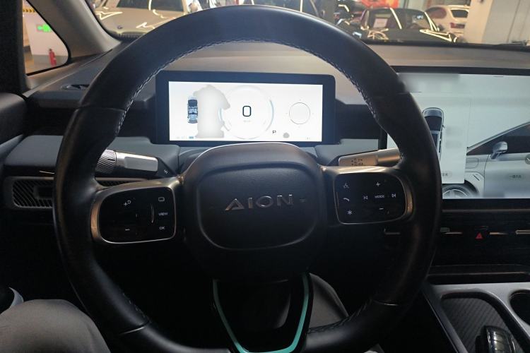 Used AION Y 2022 Plus 70 Smart Edition Steering Wheel