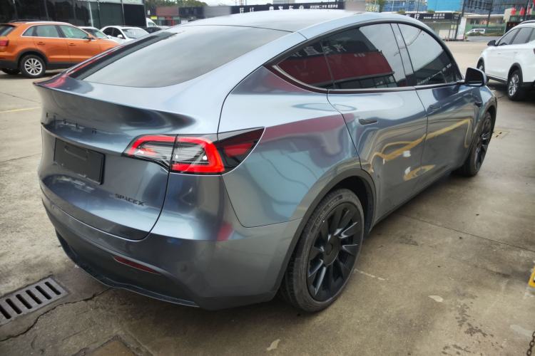 Used Tesla Model Y 2021 Standard Range Rear-Wheel Drive Version
