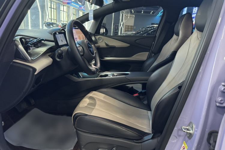 Used BYD Dolphin 2023 420 km Free Version
