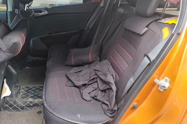 Used Baojun 310 2017 1.5L Manual Fashion Model