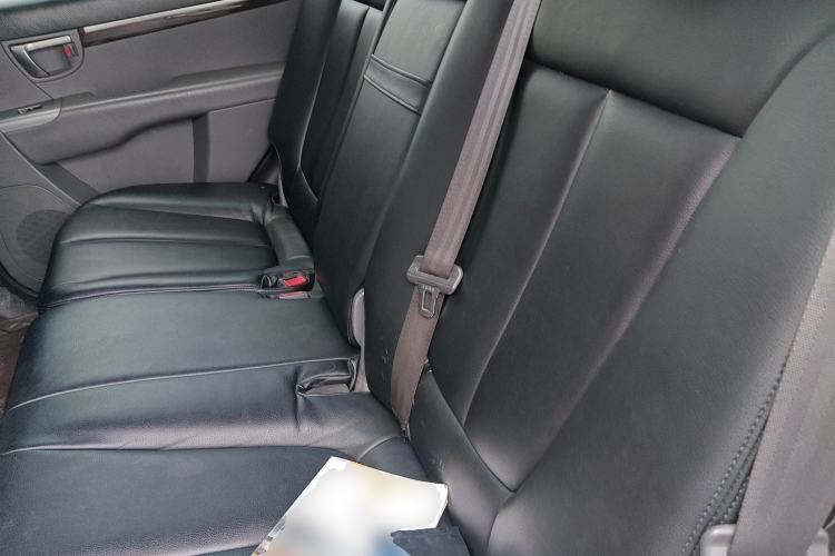 Used Hyundai Santa Fe Classic 2012 2.4 Comfort Edition 7-Seater Four-Wheel Drive