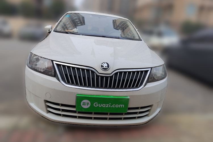Used Skoda Rapid 2015 1.4L Manual Enjoyment Model Front