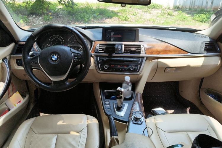 Used BMW 3 Series 2013 Facelifted 320Li Luxury Design Package