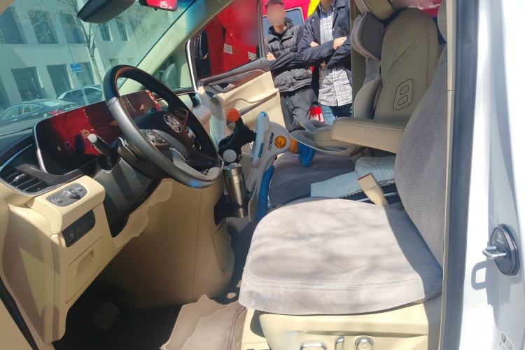 Used Buick GL8 2023 ES Lu Zun Deluxe Model Left Front Seat