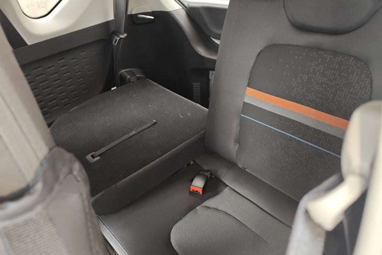 Used Wuling Hongguang MINIEV 2020 Enjoyment Model Lithium Iron Phosphate Left Rear Seat