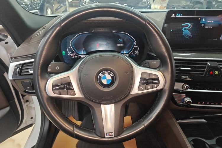 Used BMW 5 Series New Energy 2021 Restyled 535Le M Sport Package Steering Wheel