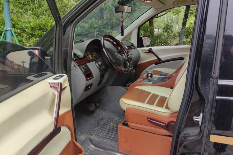 Used Mercedes-Benz Vito 