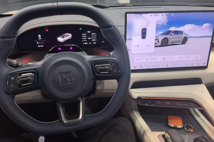 Used Zeekr 001 2025 WE Edition 95 kWh All-Wheel Drive Center Console