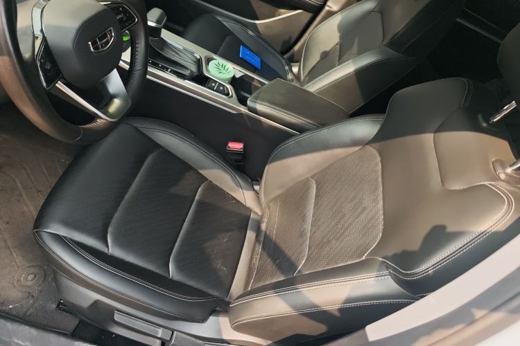 Used Geely Auto Emgrand 2023 4th Generation Champion Edition 1.5L CVT Prestige Model
