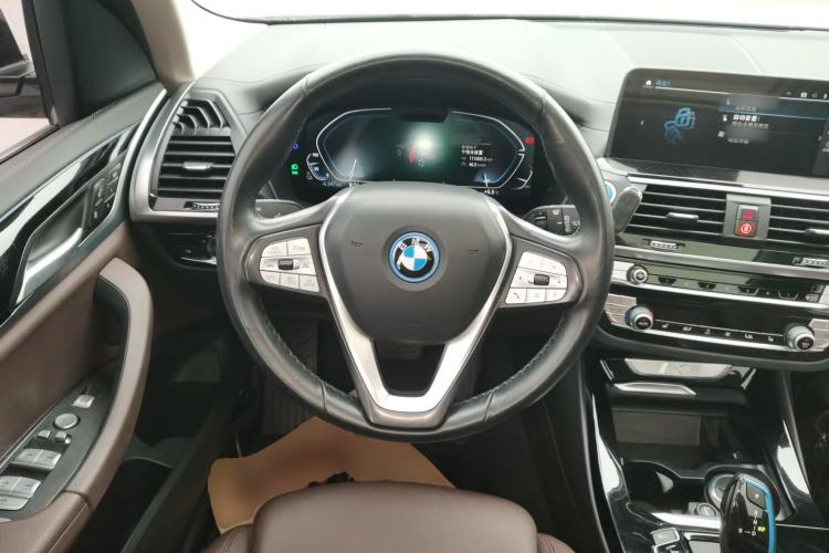 Used BMW iX3 2021 Updated Leading Edition
