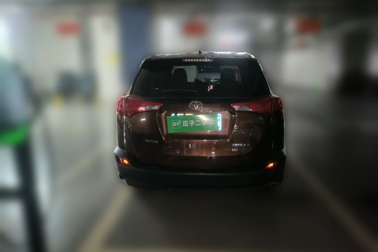 Used Toyota RAV4 2015 2.0L CVT Two-Wheel Drive Urban Edition
