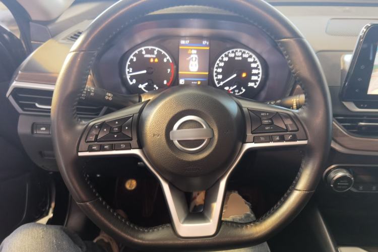 Used Nissan Teana 2021 2.0L XL Comfort Edition Steering Wheel