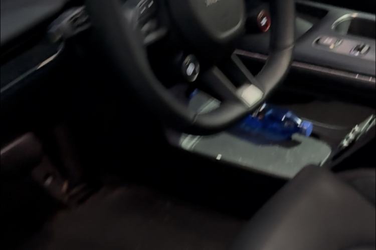 Used Xiaomi Auto SU7 2024 Rear-Drive Long-Range Intelligent Driving Version
