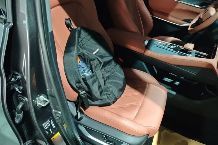 Used CHANGAN CS75 PLUS 2023 3rd Generation 1.5T Automatic Prestige Model
