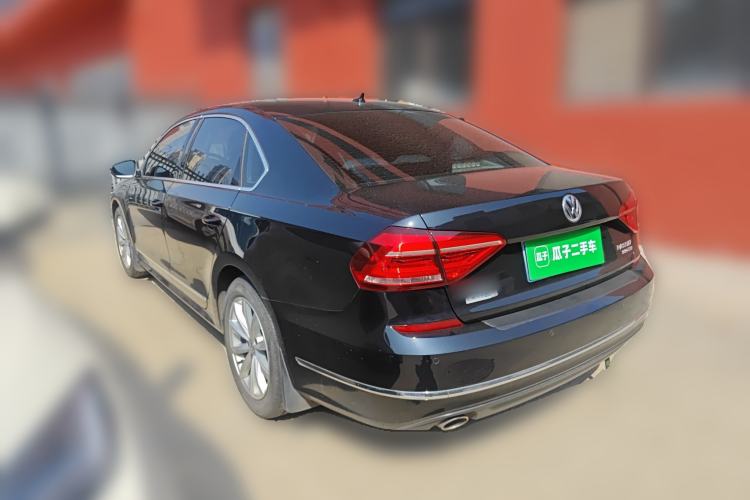 Used Volkswagen Passat 2017 330TSI DSG Luxury Edition
