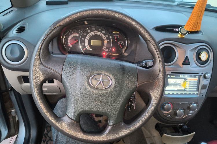 Used JAC Group Refine M2 2012 1.8L MT Business & Comfort Version 7 Seats
