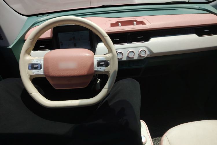 Used Chery QQ Ice Cream 2022 Taohuanxi Sweet Peach Edition Center Console