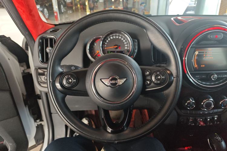 Used MINI Countryman 2017 1.5T COOPER
