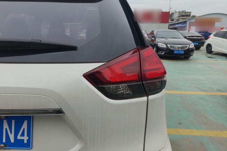 Used Nissan X-Trail 2020 2.0L XL ITS CVT 2WD SmartConnect Comfort Edition Right Rear Taillight