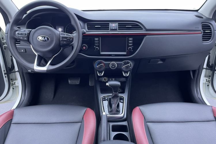 Used Kia KX Cross 2017 1.4L AT GLS
