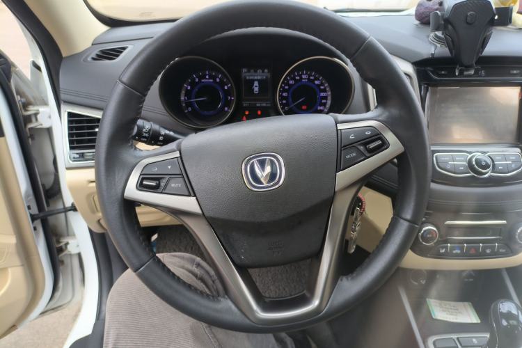 Used CHANGAN Eado 2015 1.6L Automatic Luxury Model Steering Wheel
