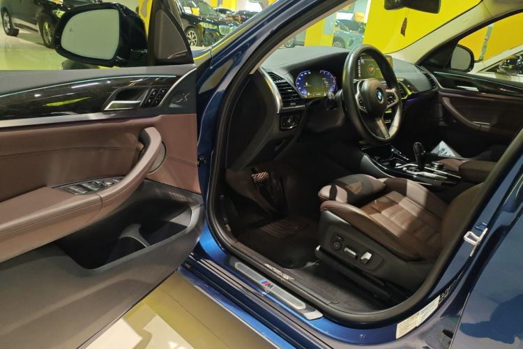 Used BMW X3 2020 xDrive30i Luxury Model with M Sport Package Driver Seat