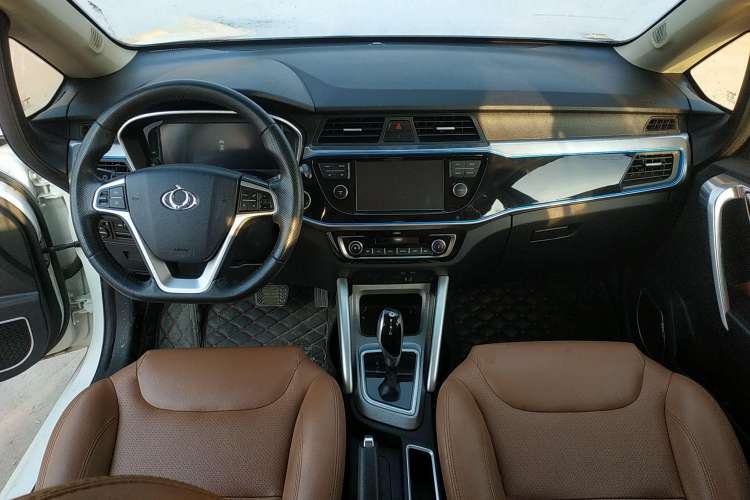 Used GLEAGLE EX3 2018 Smart Enjoyment Model
