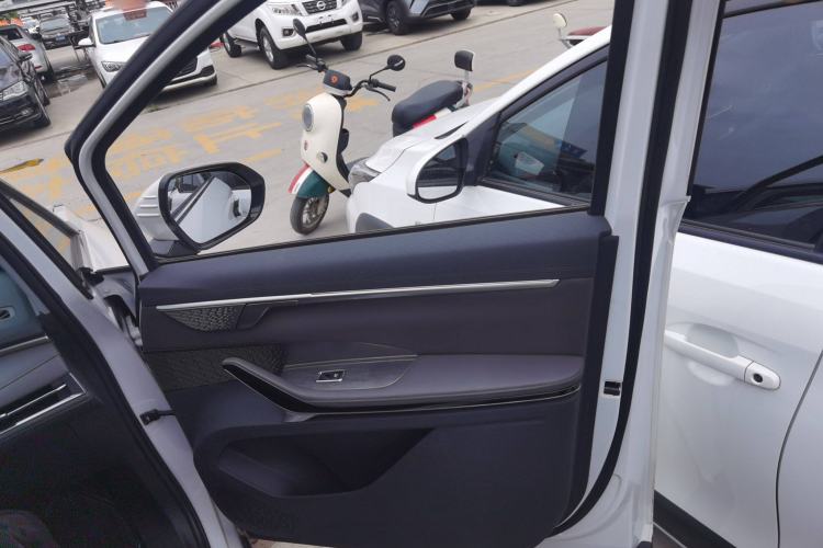 Used SAIC MAXUS G70 2024 2.0T Automatic Flagship Version 7 Seats
