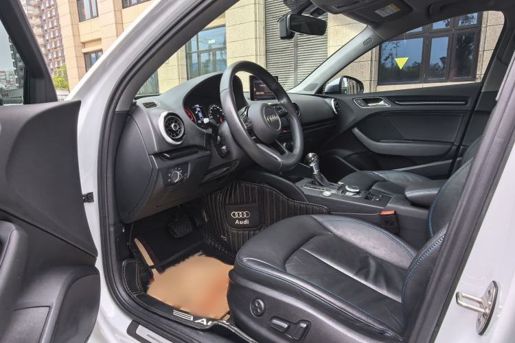 Used Audi A3 2020 Limousine 35 TFSI Fashion Edition China VI Emission Standard