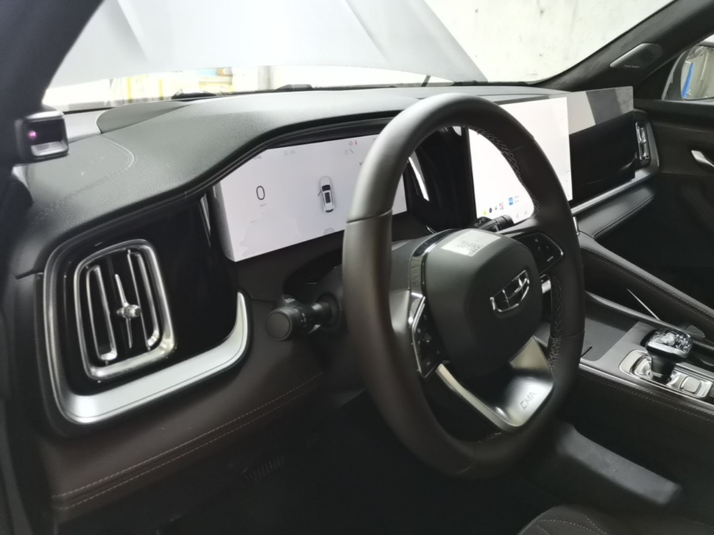 Geely Auto Monjaro L 2026 Model Oriental Yao 2.0TD Automatic Wangyue Edition — снимка 12