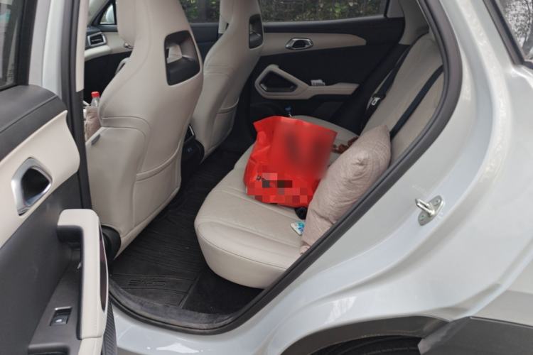 Used BYD Yuan UP 2025 Intelligent Driving Version 401 KM Dynamic Edition Left Rear Seat