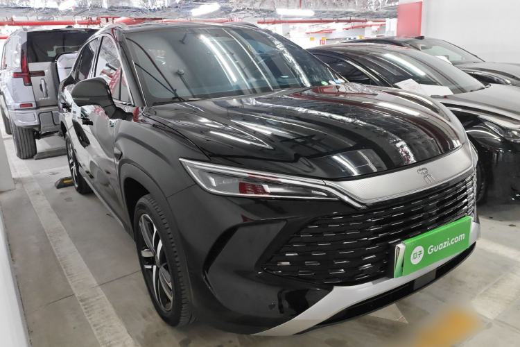 Used BYD Song L DM-i 2025 Intelligent Driving Version 112 km Leading Trim Front Right 45 Deg