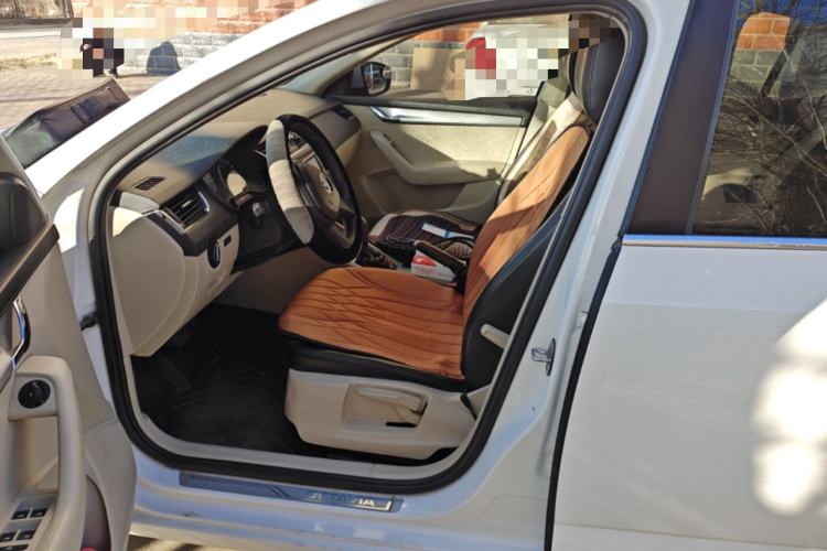 Used Skoda Octavia 2015 1.6L Automatic Yijie Edition
